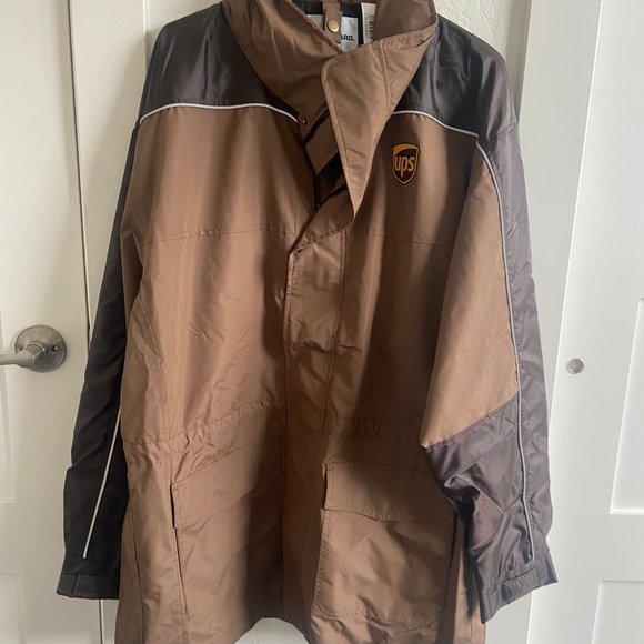 Other - NEW UPS United Parcel Service Sz Large Uniform Reflective Rain Coat Jacket